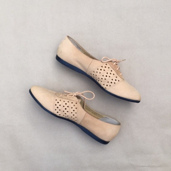 Bass Shoes - Bass Leather Flats